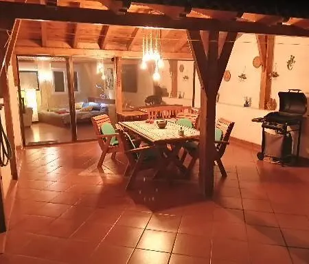 Διαμέρισμα Multiaventura En *